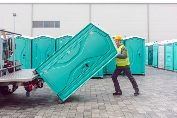 Portable Toilet Options We Offer in Fowler, MI