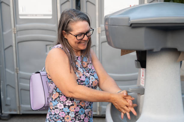 Best Portable toilet rental cost  in Fowler, MI